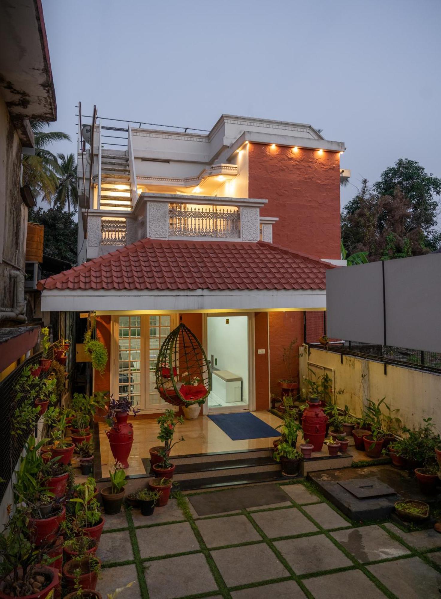 Adams Cottage Kochi Exteriör bild