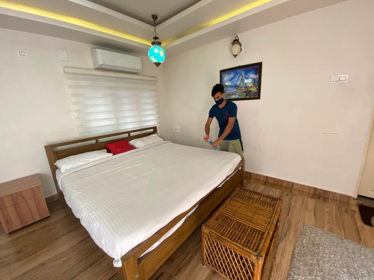 Adams Cottage Kochi Exteriör bild
